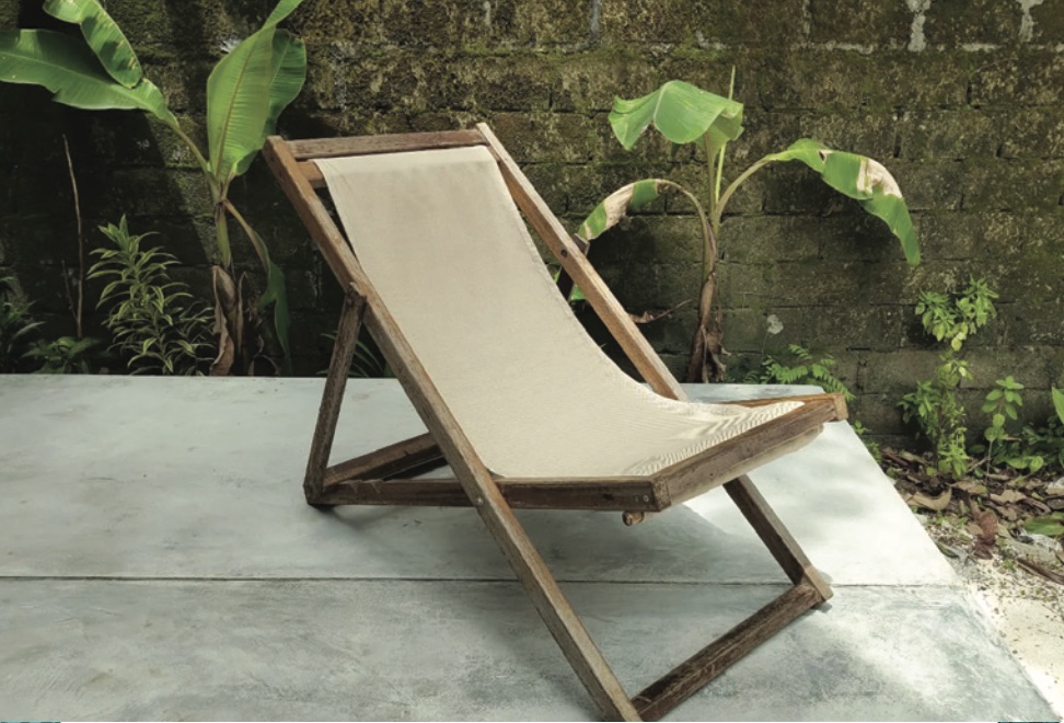 Beach chair crafting