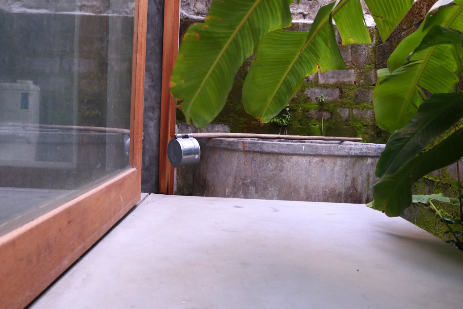 Rinse off at Veshige Nature House